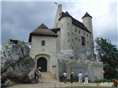 Zamek Bobolice - brama główna  2010